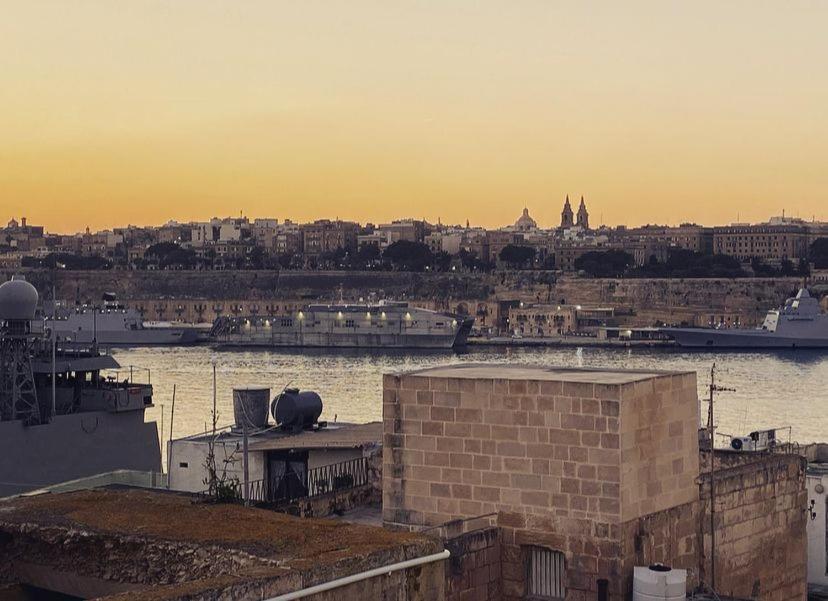 Malta Suites Senglea Exteriör bild