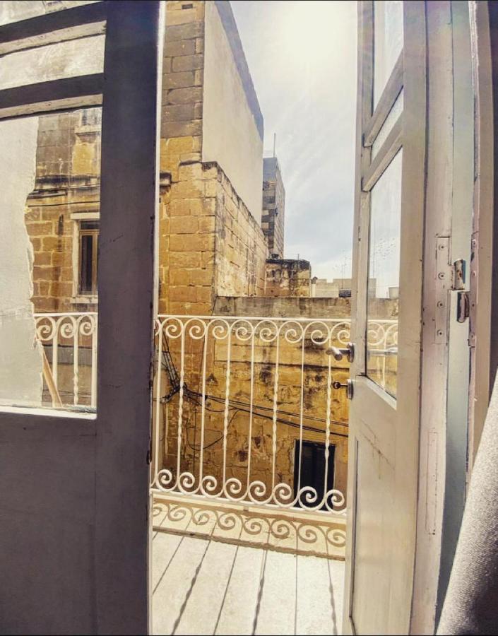 Malta Suites Senglea Exteriör bild